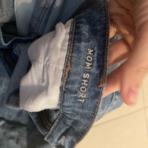 American Eagle Mom Short- Size 16